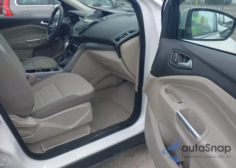 2015 Ford Escape Se z USA, uszkodzony, nr VIN 1FMCU9GX0FUA88232